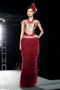 Valentino Napitupulu The Touch of Art. IPMI Trend Show 2012 at Plaza Bapindo. Jakarta. [Foto: Mohammad Abduh/Wolipop]