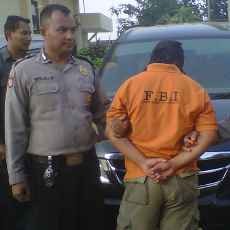 Pecatan TNI Diringkus Karena Curi Mobil