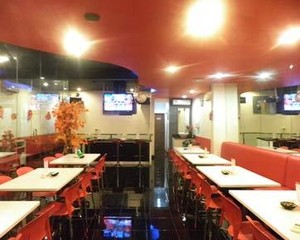 Menikmati Hidangan Unik Flame Sushi di Sushi Grill