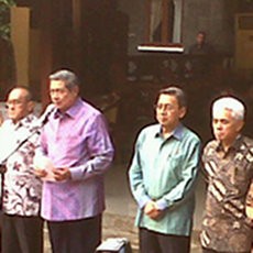 Cikeas dan di Balik Drama Pemanggilan Para Menteri