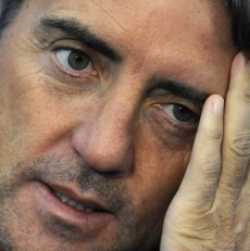 Mancini Ingin Lebih Lama di City