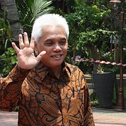 Hatta: Menteri Baru Harus Lari Kencang
