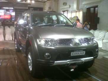Pajero Sport Dakar 4X2 AT Kini dengan Transmisi 5 Speed