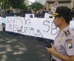 2 Tahun Pemerintahan SBY-Boediono, Mahasiswa Malang Turun ke Jalan