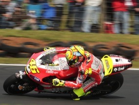 Bagaimana Kombinasi Rossi-Ducati di Sepang?
