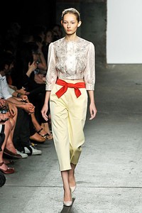 Alexandre Herchcovitch, Spring/Summer 2012. New York Fashion Week Spring/Summer 2012. [Foto: Slaven Vlasic/Getty Images]