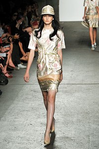 Alexandre Herchcovitch, Spring/Summer 2012. New York Fashion Week Spring/Summer 2012. [Foto: Slaven Vlasic/Getty Images]