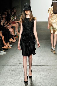 Alexandre Herchcovitch, Spring/Summer 2012. New York Fashion Week Spring/Summer 2012. [Foto: Slaven Vlasic/Getty Images]