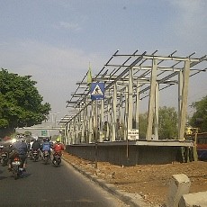 Pembangunan Busway Koridor XI Dikebut, Lalin Pondok Kopi Macet