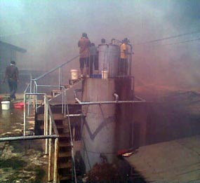 Pabrik Farmasi di Prigen Terbakar