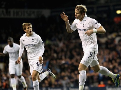 Pavlyuchenko Menangkan Hotspur