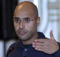 Gaya Putra Mahkota Khadafi Saat Kuliah S3 di London