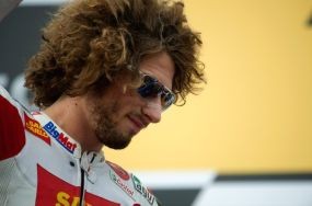 Simoncelli Juara di Sepang, Tewas di Sepang