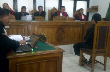 Didakwa, 5 Terdakwa Bom Cirebon Tak Ajukan Keberatan