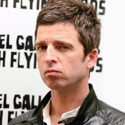 Konser Debut, Noel Gallagher Bawakan 9 Lagu Oasis