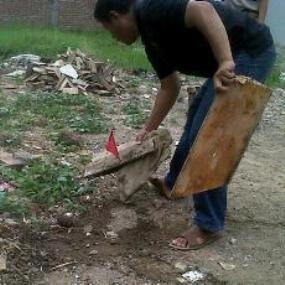 Ustad Temukan Granat di Masjid Uswatuh Rahmah