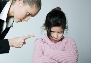 Disiplin Keras Mendorong Anak-anak Berbuat Tidak Jujur
