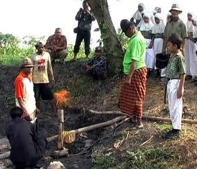 Sumur Bor Milik Warga Lamongan Keluarkan Gas Mudah Terbakar