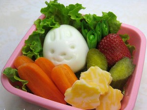 Yuk, Kenalkan Camilan Sehat Pada Si Kecil!
