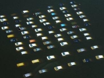 Honda Musnahkan Mobil yang Terendam Banjir