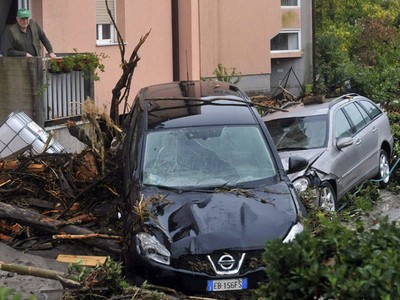 Banjir Terjang La Spezia, Italia