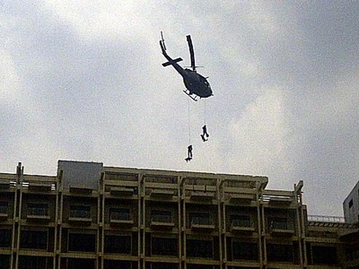 TNI-Polri Latihan Pembebasan Sandera Teroris