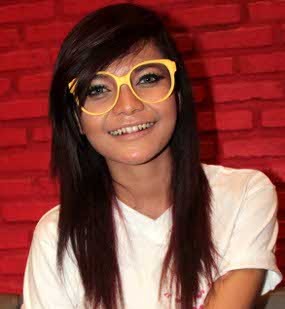 Everybody Knew Sukses, Citra Idol Kebanjiran Job