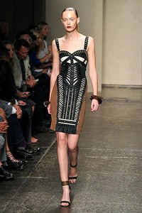 Donna Karan, Spring/Summer 2012. New York Fashion Week Spring/Summer 2012. [Foto: Mike Coppola/Getty Images for Mercedes-Benz Fashion Week]