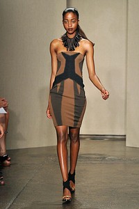 Donna Karan, Spring/Summer 2012. New York Fashion Week Spring/Summer 2012. [Foto: Mike Coppola/Getty Images for Mercedes-Benz Fashion Week]