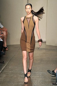 Donna Karan, Spring/Summer 2012. New York Fashion Week Spring/Summer 2012. [Foto: Mike Coppola/Getty Images for Mercedes-Benz Fashion Week]