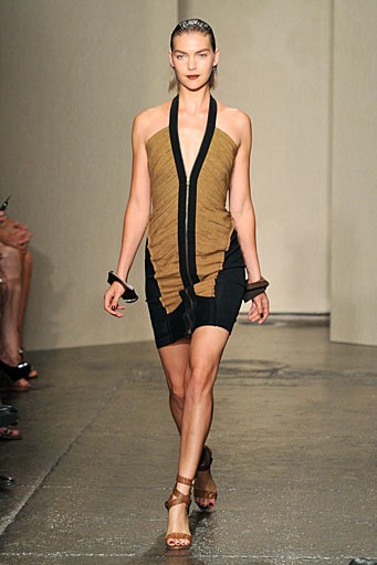 Donna Karan, Spring/Summer 2012. New York Fashion Week Spring/Summer 2012. [Foto: Mike Coppola/Getty Images for Mercedes-Benz Fashion Week]