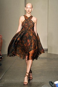 Donna Karan, Spring/Summer 2012. New York Fashion Week Spring/Summer 2012. [Foto: Mike Coppola/Getty Images for Mercedes-Benz Fashion Week]