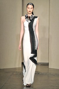 Donna Karan, Spring/Summer 2012. New York Fashion Week Spring/Summer 2012. [Foto: Mike Coppola/Getty Images for Mercedes-Benz Fashion Week]