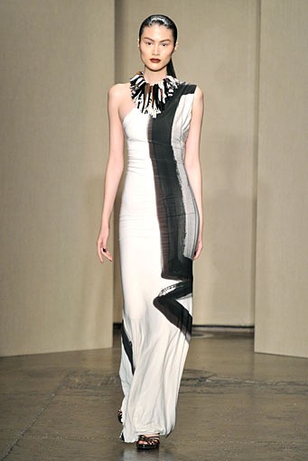 Donna Karan, Spring/Summer 2012. New York Fashion Week Spring/Summer 2012. [Foto: Mike Coppola/Getty Images for Mercedes-Benz Fashion Week]