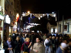 Keramahan Calo Hiburan Malam di Istanbul