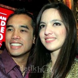 Ardie Bakrie Cemburui Dokter Kandungan Nia Ramadhani