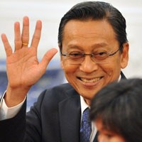 Boediono Terharu Setiap Melepas Pengajar Muda ke Daerah Boediono Terharu Setiap Melepas Pengajar Muda ke Daerah