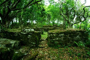 Kualat di Benteng Makes