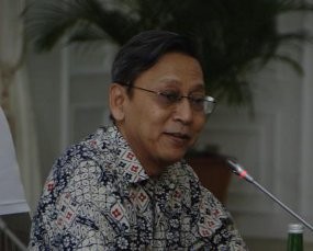 Wapres Boediono Galang Gerakan Indonesia Bersih
