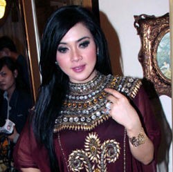 Syahrini Belum Berminat Geluti Dunia Politik