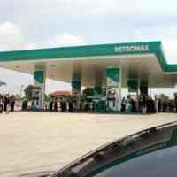 Petronas Dapat Lagi Jatah Jual BBM Subsidi di 2012