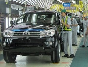 Grade Oli Mesin dan Penggantian Oli Transmisi Fortuner