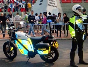 Polisi Hong Kong Pakai Motor Listrik