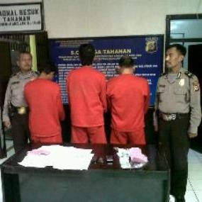 Polisi Ungkap Judi Togel Bermodus via SMS di Bandung