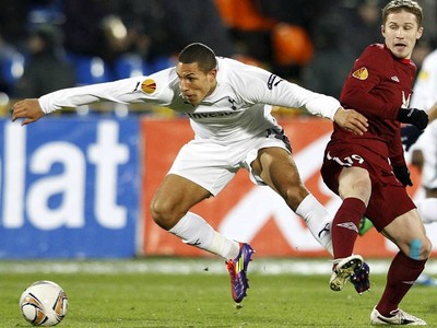 Rubin Taklukan Spurs 1-0
