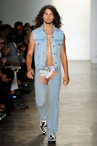Jeremy Scott. Spring/Summer 2012. New York Fashion Week ss 2012. [Photo by Slaven Vlasic/Getty Images]