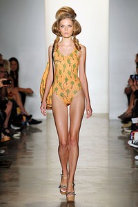 Jeremy Scott. Spring/Summer 2012. New York Fashion Week ss 2012. [Photo by Slaven Vlasic/Getty Images]