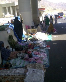  Pakaian Ihram Dilepas, Waktu Berbelanja Dimulai