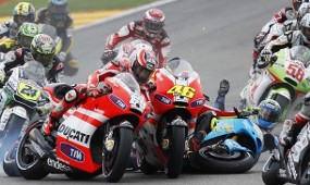 Bautista: Dovizioso Menyenggol Ban Depan Saya