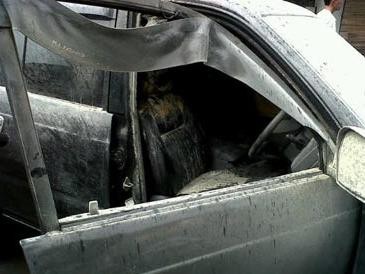 Korslet, Toyota Kijang di Medan Terbakar